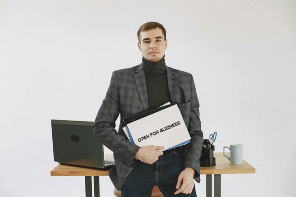 Bâche de remorque sur mesure : protection et personnalisation optimales